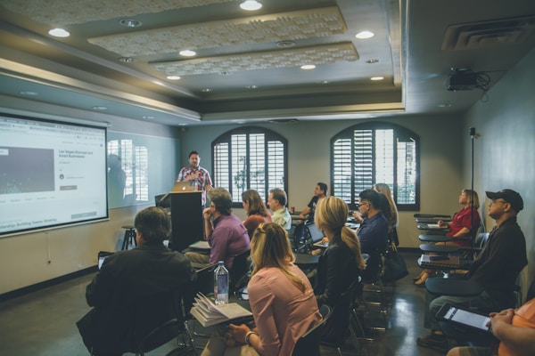開發(fā)一個(gè)K12輔導(dǎo)小程序前景怎么樣